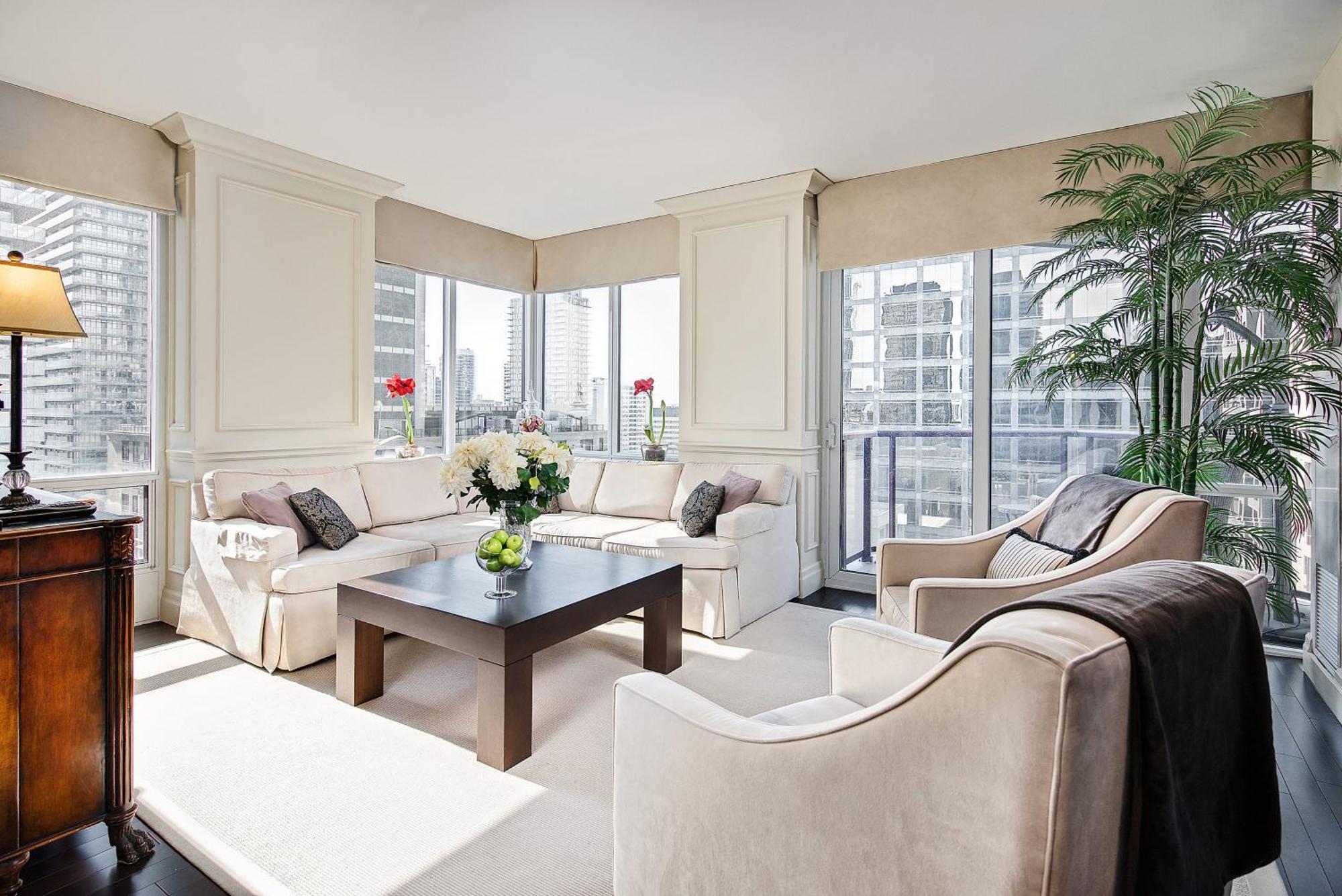 טורונטו Sky Suites Yorkville מראה חיצוני תמונה