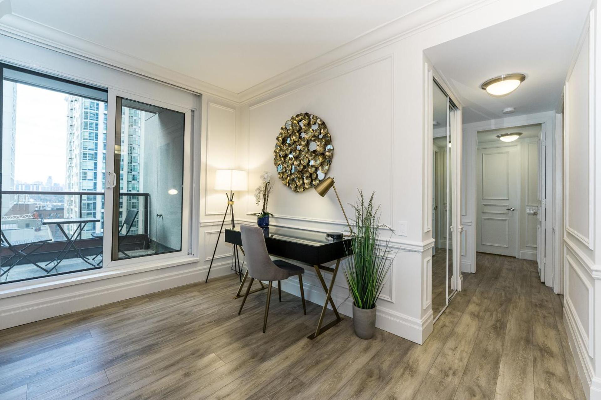 טורונטו Sky Suites Yorkville מראה חיצוני תמונה